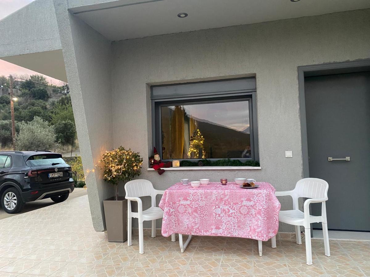 Stellas Guesthouse Near Arachova Stírion Zewnętrze zdjęcie
